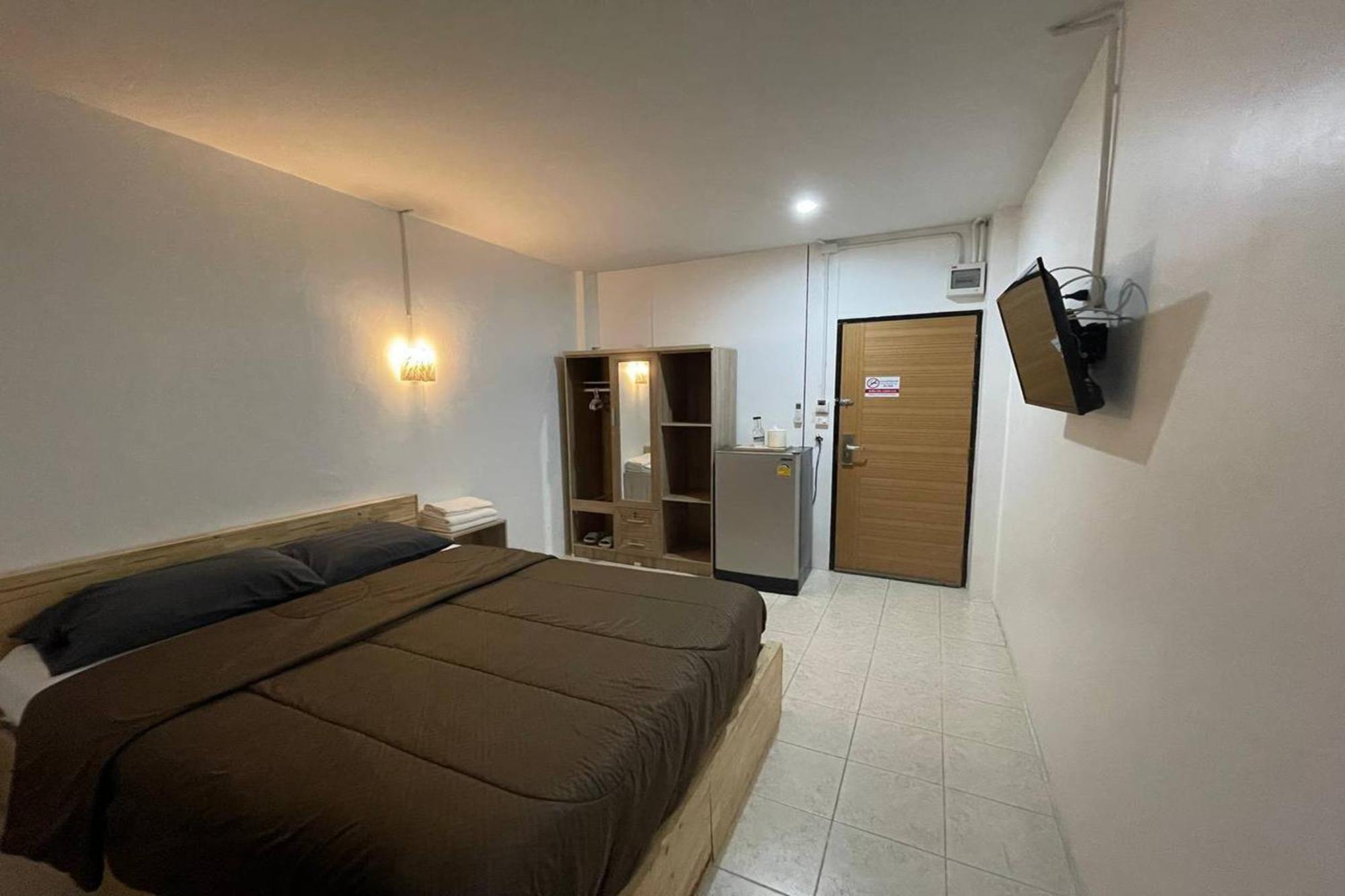 Aparthotel Racha Caftel - 7 House - รชาคาฟเทล Chiang Mai Exterior foto